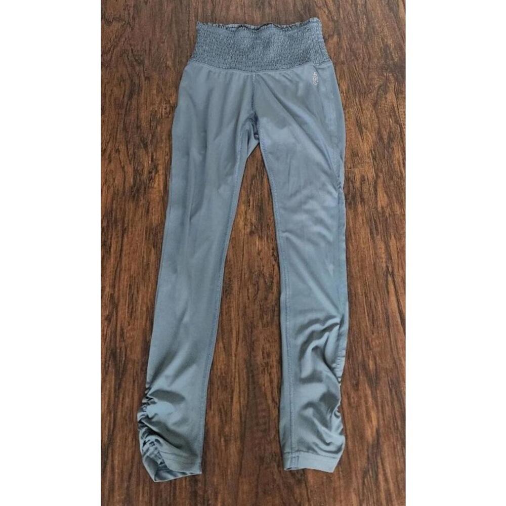 Free people movement leggings